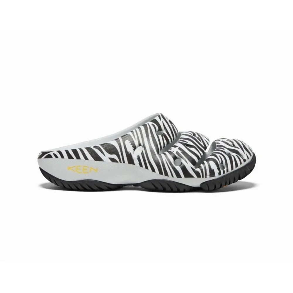 KEEN Yogui Arts Men's size 14 Slide Clog Shoes Sandals Black White Zebra Star